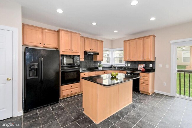 Building Photo - 9085 Purvis Dr