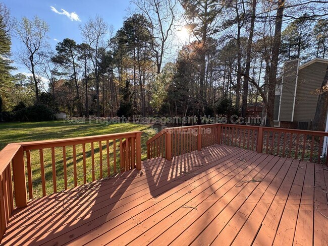 Building Photo - 104 Benedict Ln