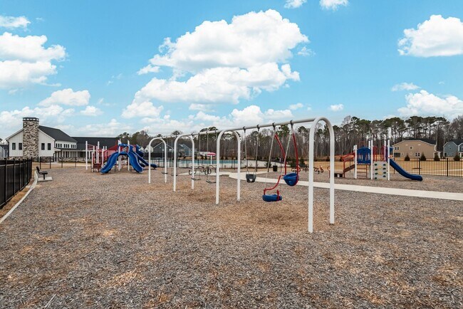 Building Photo - 504 Spotted Fawn Ct