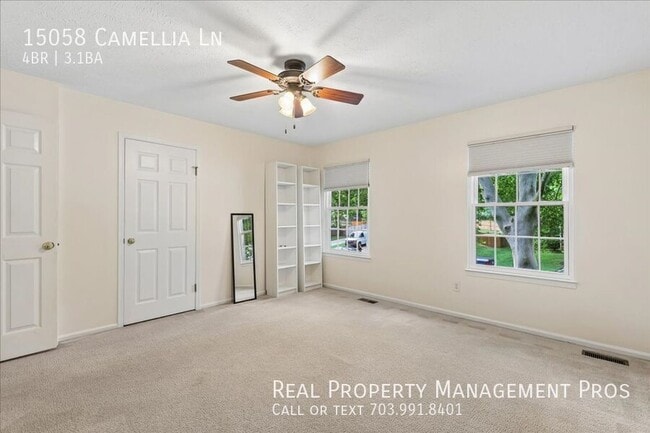Building Photo - 15058 Camellia Ln