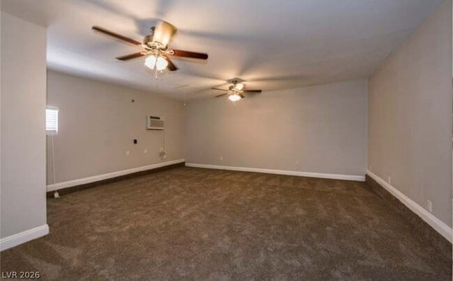 Building Photo - 1012 Holliston Cir