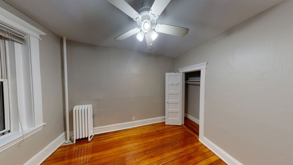 Building Photo - 56 Burbank St