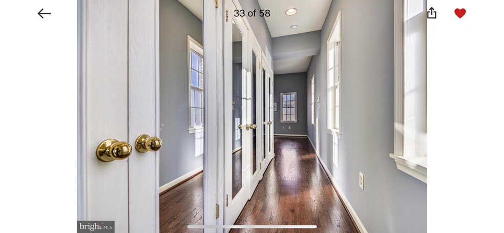 Building Photo - 1250 William St