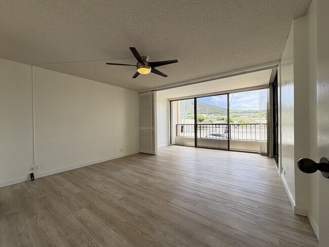 Building Photo - 500 Lunalilo Home Rd