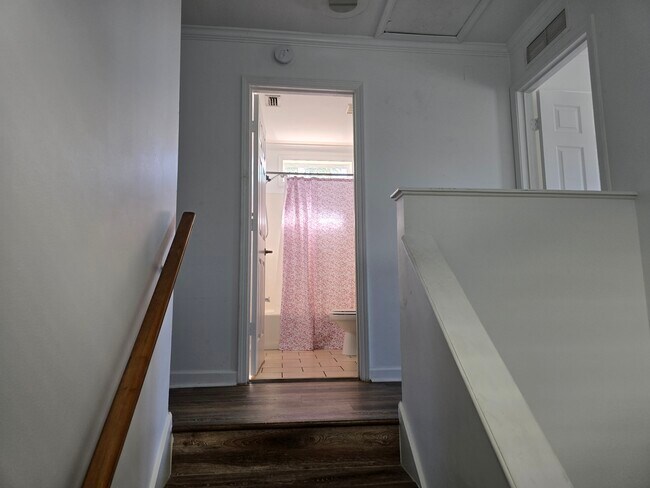 Building Photo - 374 73rd St #6