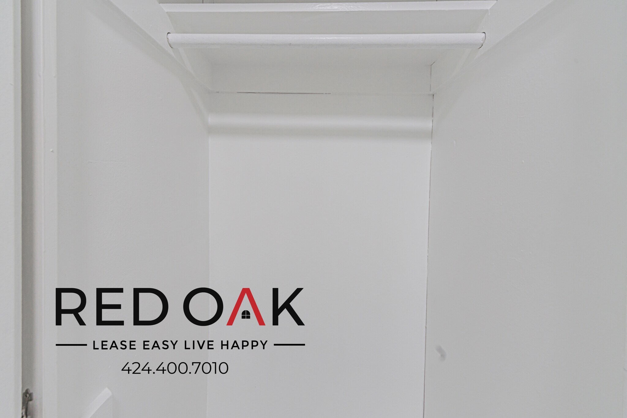 Building Photo - 12737 Moorpark St