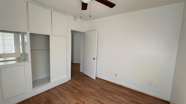 Building Photo - 5611 Jackson St