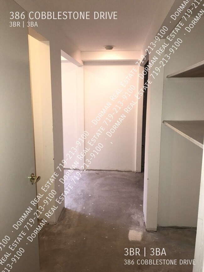 Building Photo - 386 Cobblestone Dr