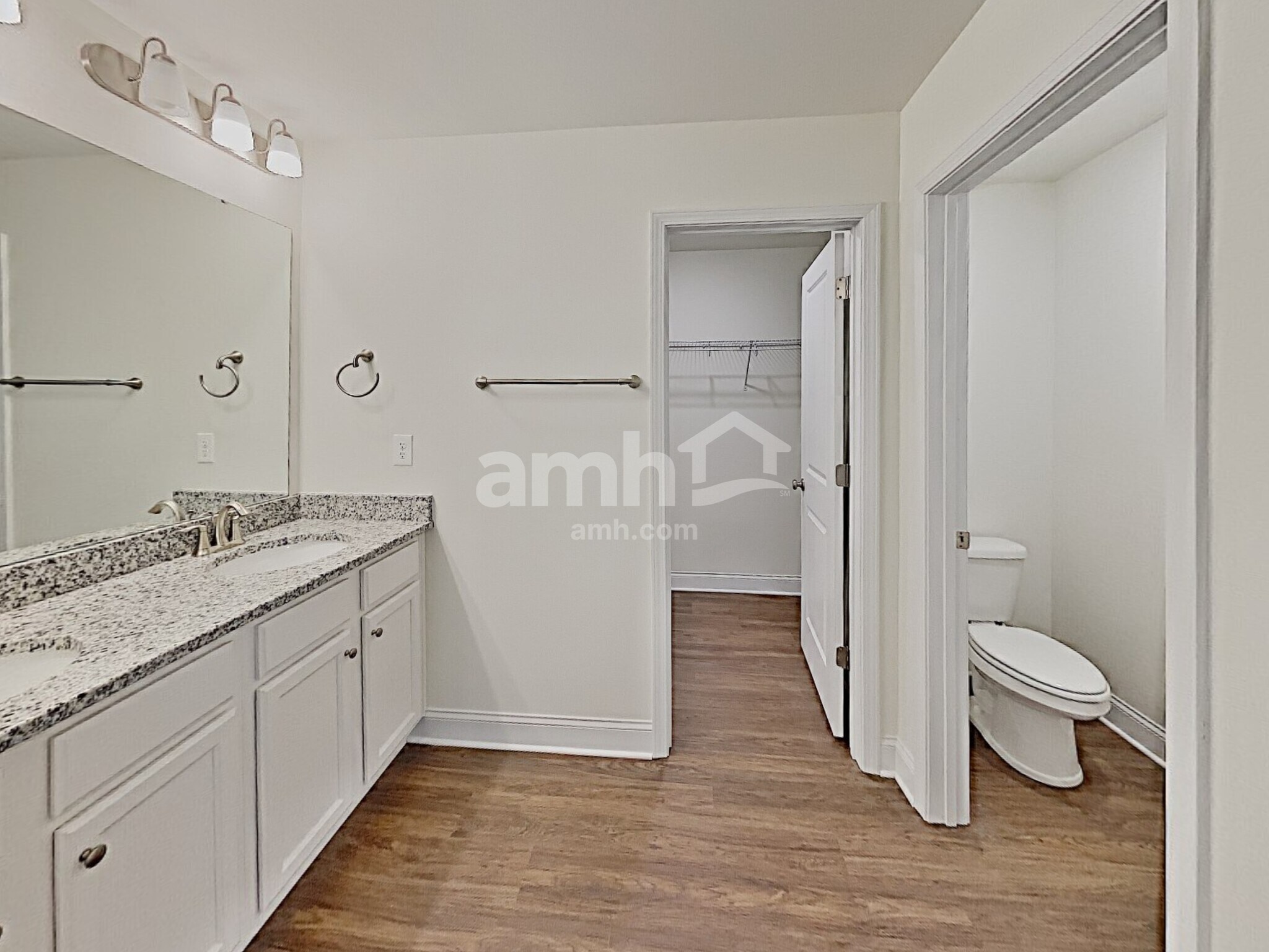 Building Photo - 214 Argea Dr
