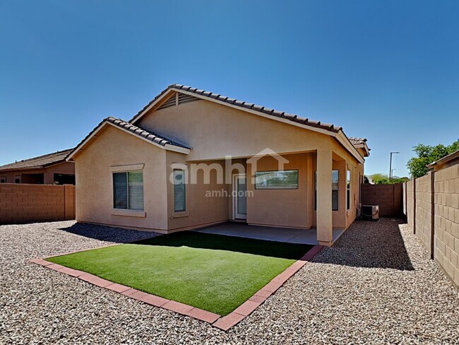 Building Photo - 16523 N 168th Ave