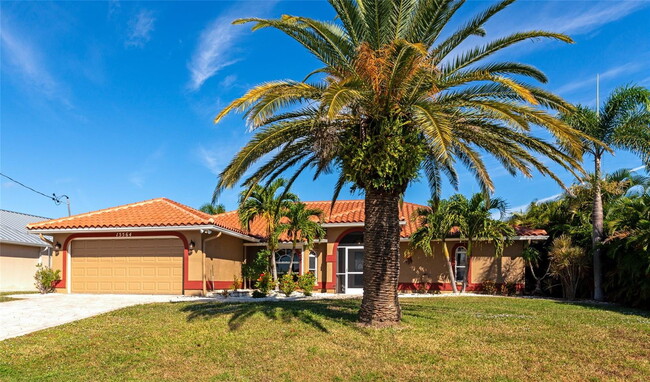 Building Photo - "3-Bedroom Oasis with Granite Accents & Mo...