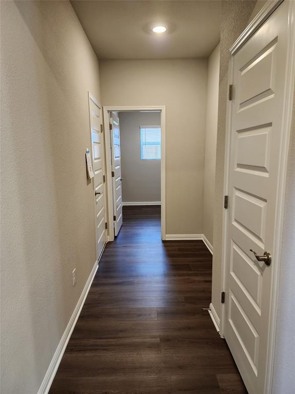 Building Photo - 120 Greenspire Ln