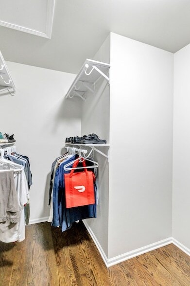 Building Photo - 2660 Harnish Dr