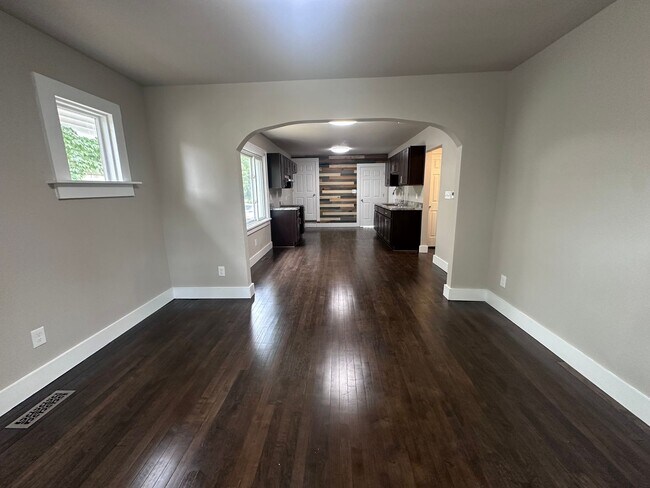 Building Photo - 3BR/2BA Rent to Own Home with Large Garage