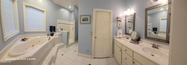 Building Photo - 4630 Delwood View Blvd