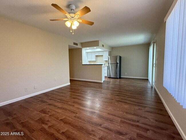 Building Photo - 14652 Yerba Buena Way