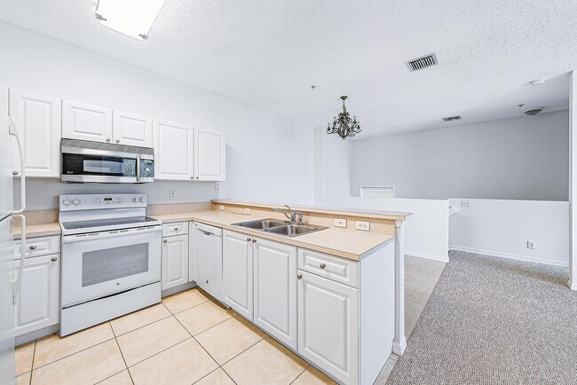 Building Photo - 113 Lighthouse Cir