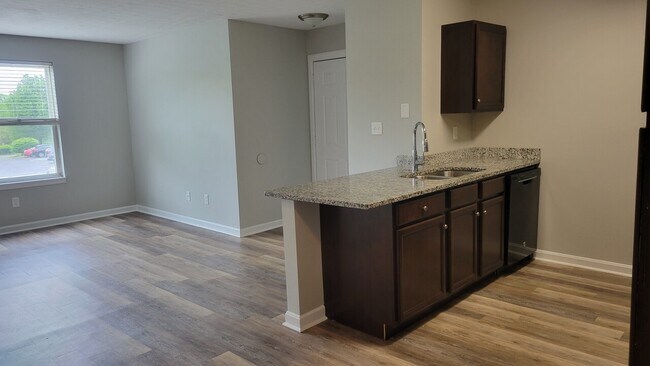 Building Photo - Graham Village