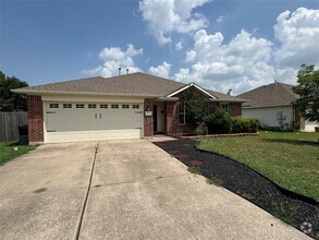 Building Photo - 108 N Pauley Dr