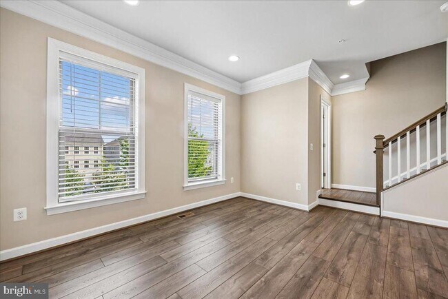 Building Photo - 14319 Potomac Heights Ln