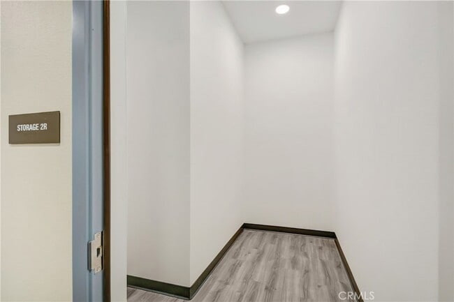 Building Photo - 4127 E Cir Paseo