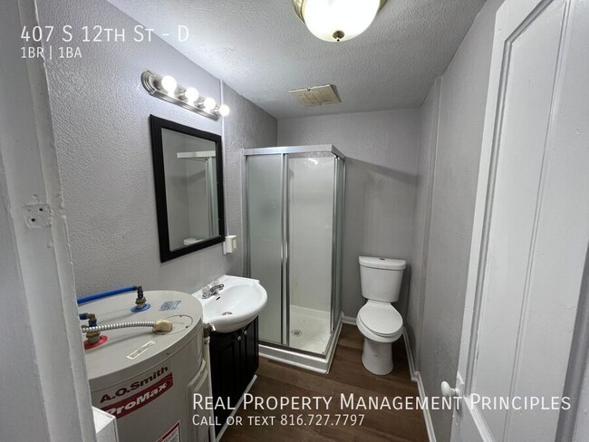 Building Photo - Spacious 1 Bedroom 1 Bath Apartment!! Depo...