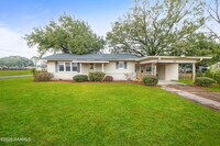 Building Photo - 416 W St Paul St