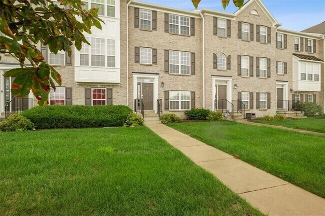 Building Photo - 172 Straughn Ln