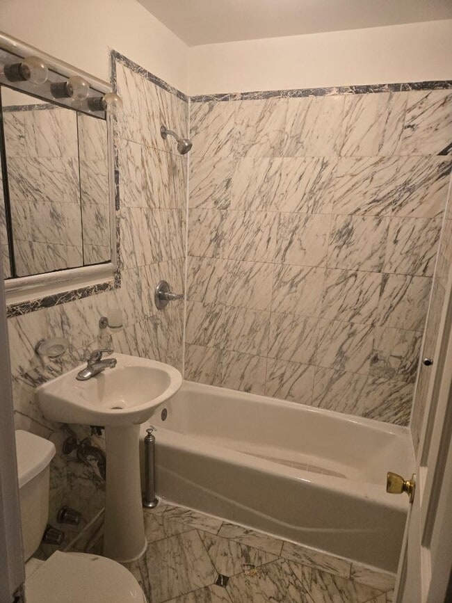 Building Photo - 0 bedroom in New York NY 10065