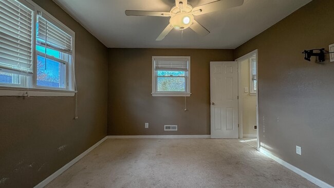 Building Photo - 1346 Tallwood St