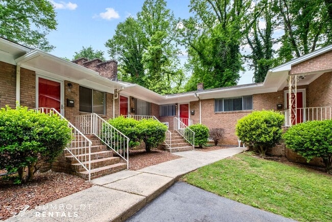 Interior Photo - Chamberlain Pines