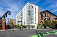 Building Photo - Vivo