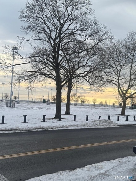 Building Photo - 832 Atlantic St