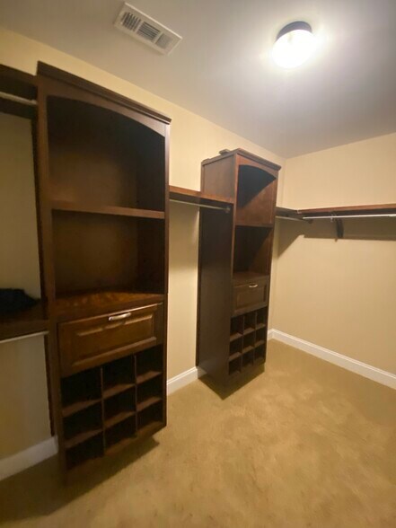Building Photo - 319 Haywood Dr