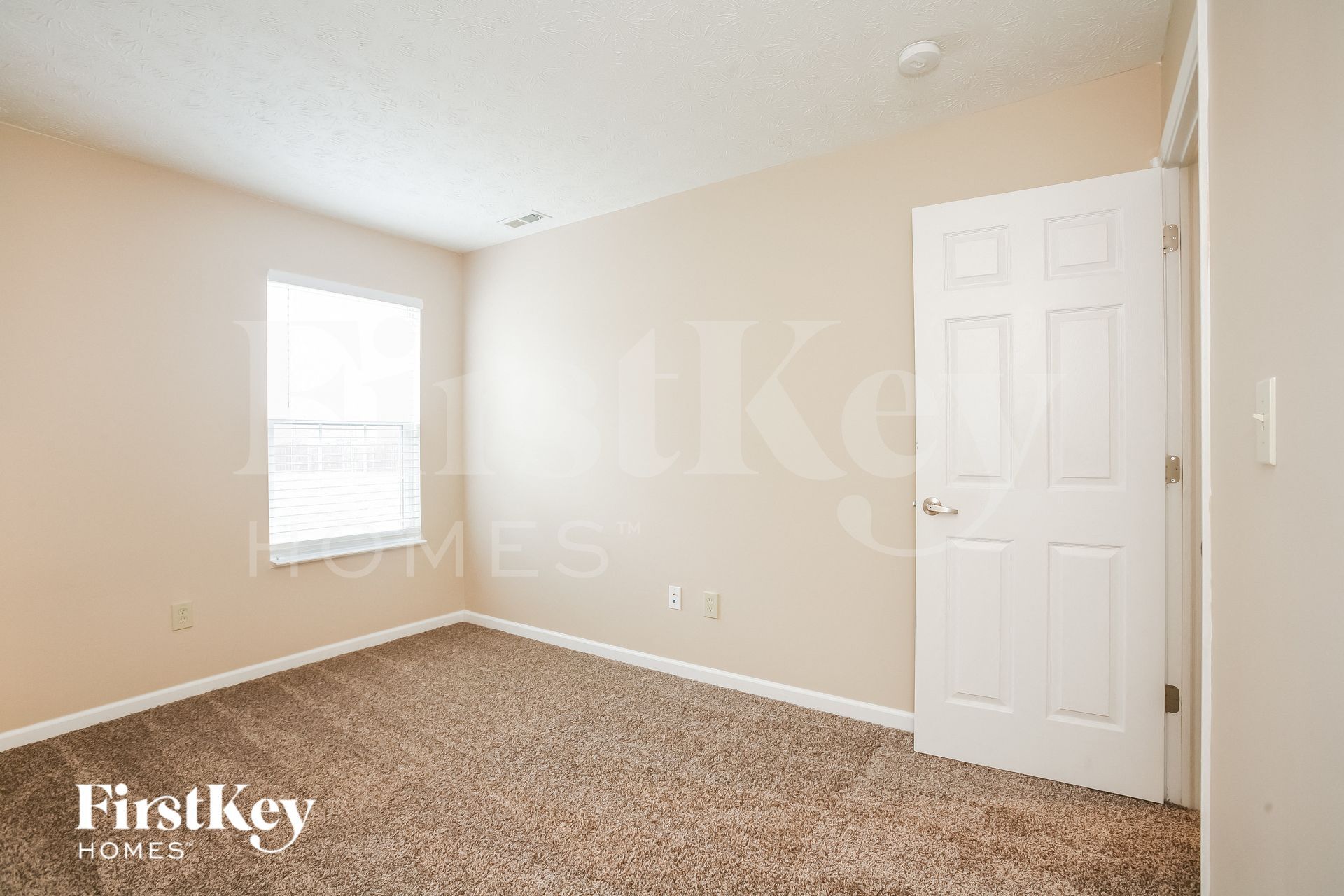 Building Photo - 8460 Templederry Dr