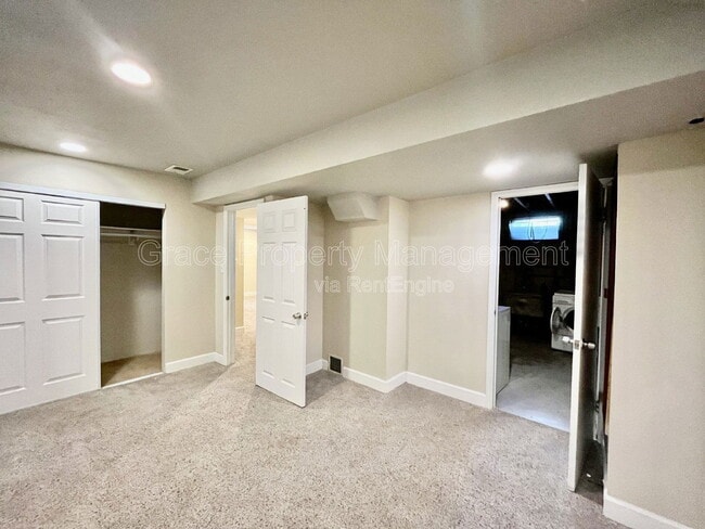 Building Photo - 10758 Ogden St