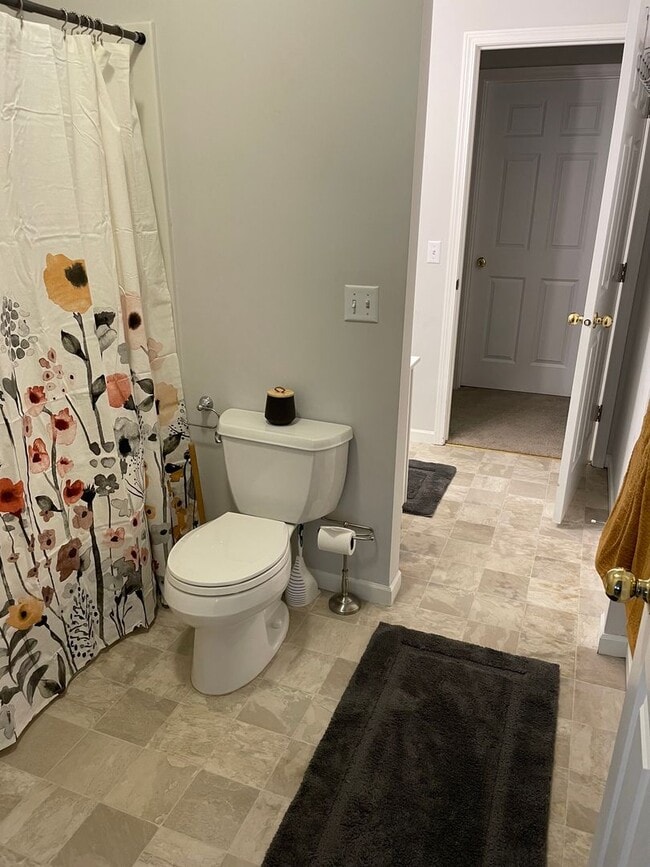 Building Photo - Rochester Executive Home