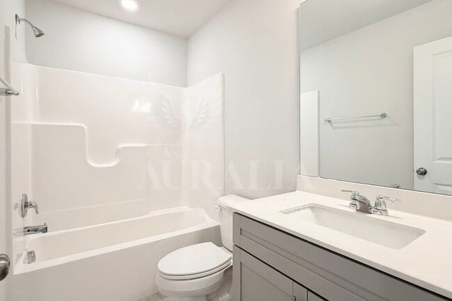 Building Photo - 3018 Brellon Ln