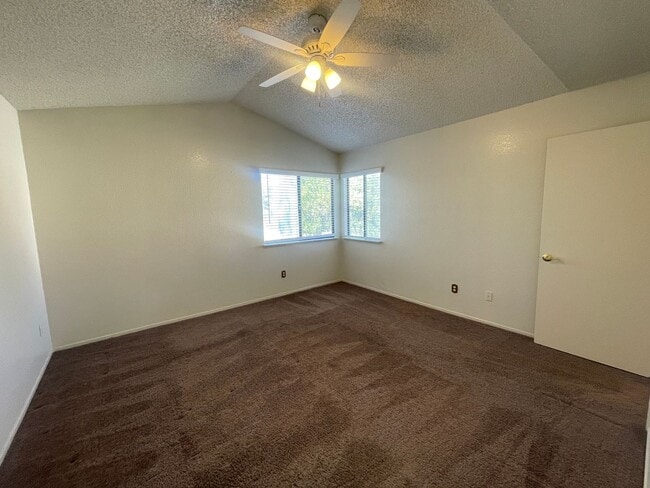 Building Photo - 3209 Ventana Hills Dr