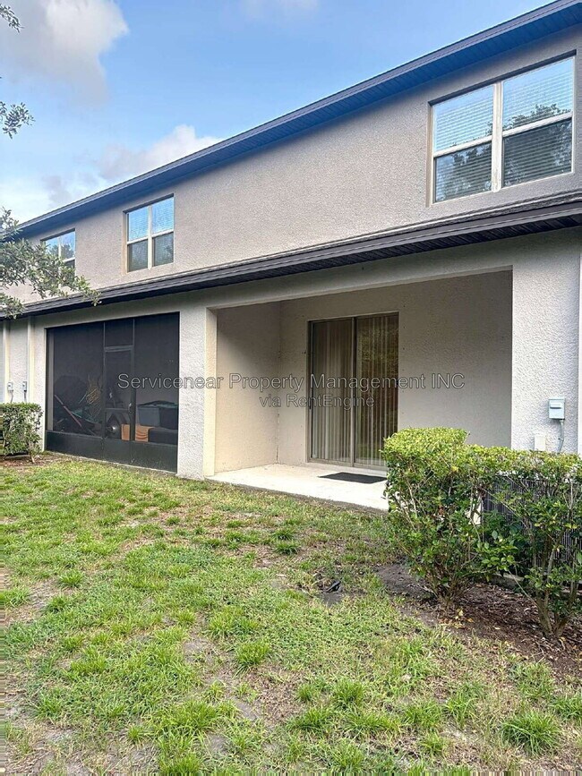 Building Photo - 9528 Pembrooke Pines Dr