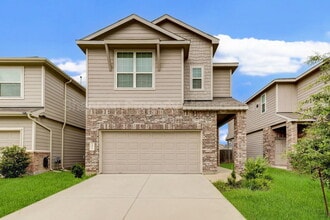 Building Photo - 24810 Lorenzo Glaze Trail