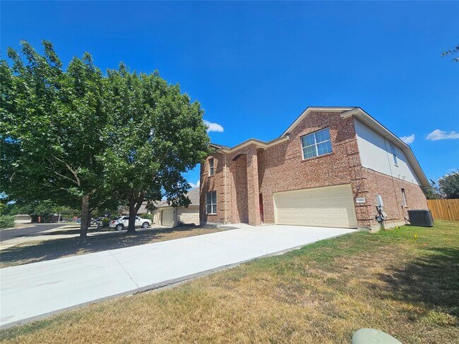 Building Photo - 164 Ashwood N