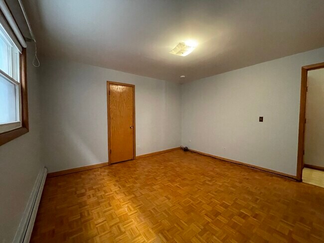 Building Photo - 8645 W Summerdale Ave