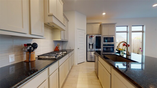 Building Photo - 19034 Paso Fino Pr Ln