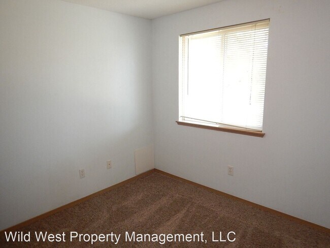 Building Photo - 3 br, 2 bath House - 5314 SE Jerry Drive