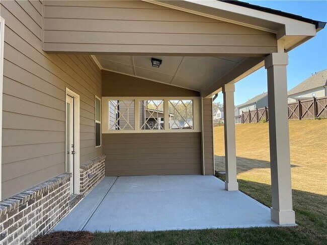 Building Photo - 764 Henson Farm Dr