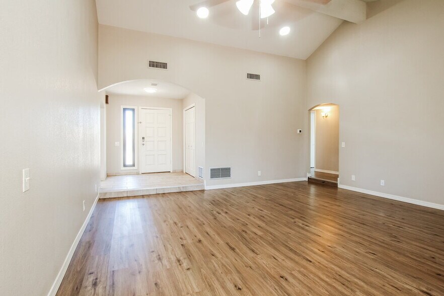 Building Photo - 17403 E San Marcus Dr