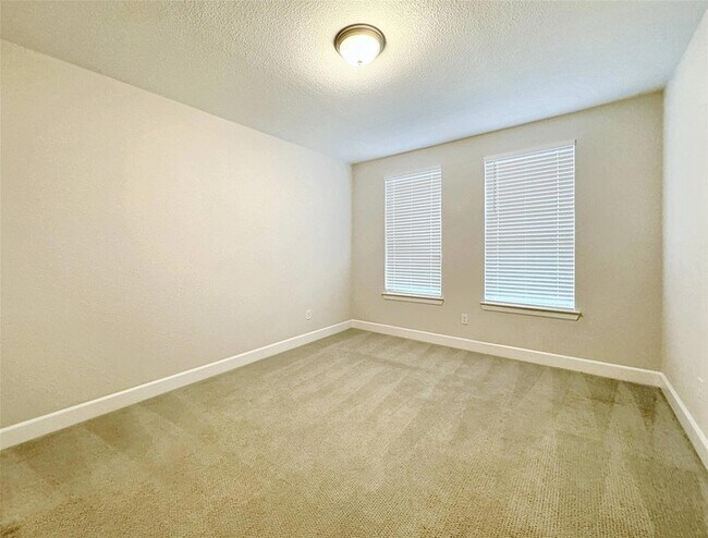 Building Photo - 1367 Branchwood Pl