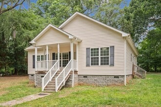 Building Photo - 116 Justice St