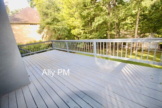 Building Photo - 1 Kanawha Ct